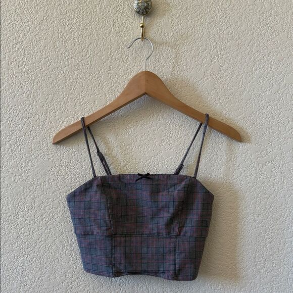 Wild Fable: Women's Size Cropped Tank Top Black and Red Plaid With Bow Medium - Picture 3 of 6